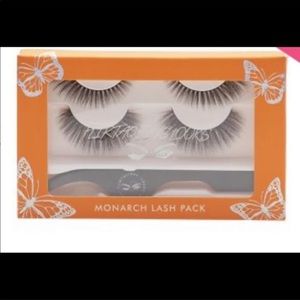 Flirtatious looks monarch lash pack
